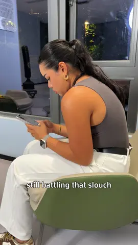 Slouching in photos? You need this—now.📸#adulttummytime #techneck #floortime #dowagershump #dealsforyoudays #summersale 
