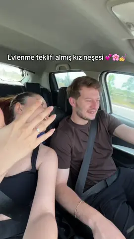 Son ses şarkı açıp sevgilimle şımarmak mı en sevdiğim dmdmd  #sevgi #evlilik #evlenmeteklifi #aşk #Love #loveyou #sevgil #couple 