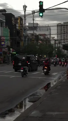Chuyện hợp tan ai tính cho mình...