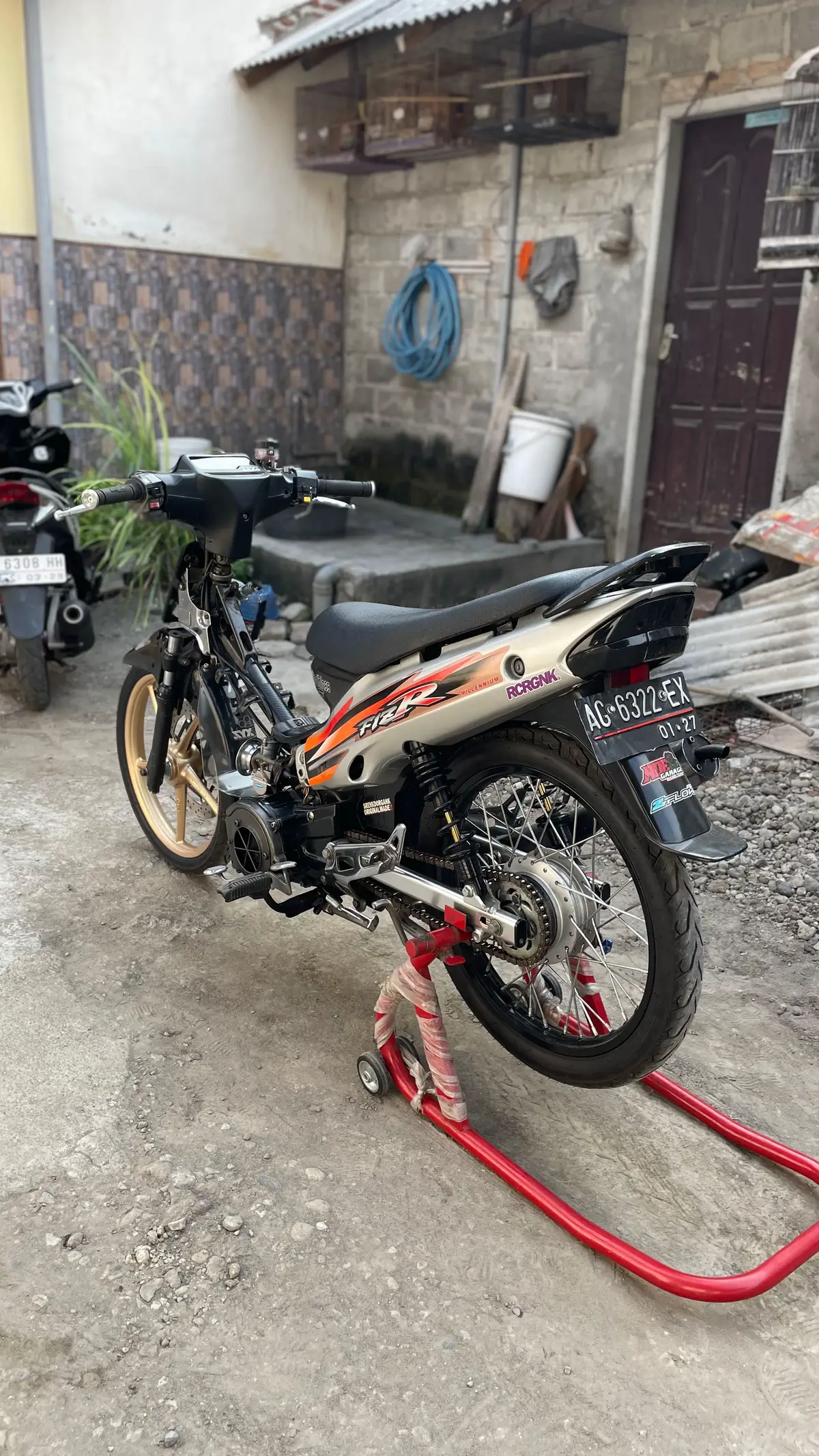 agee agee🔥#fizr #agstyle #2strokepower 