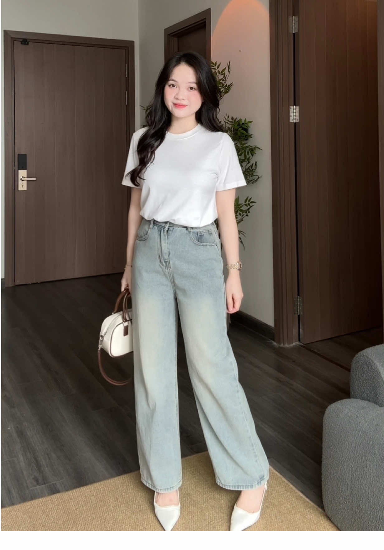 Nay lên quần jean cho các bà nha, phối ren ở cạp quần xinh lắm lun á ✨#huongtranreview 