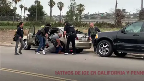 ☀️🗞️ ¡Buenos días, TikTok!   Estas son las #noticias más importantes que debes saber este jueves 17 de julio de 2025. 📌 El tiempo severo afecta al Centro y Este de #EE.UU. 📌 Redada en #Pennsylvania deja a 14 #inmigrantes detenidos. 📌 #Trump responde a las críticas a su Gobierno por el caso #Epstein. 📌 Captan en video un potente ataque de #Israel a #Siria. 📌 Te contamos cómo afecta la #inflación a las compras de regreso a clases.