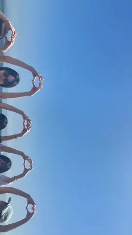 ✌️🏻🫶🏻 #LosAngeles  #アオハル ♡ #NakashimaYuzuki #MatonoMio #MukaiItoha #MuraiYu #YamashitaShizuki #sakurazaka46 #櫻坂46 #sakurazaka46_TikTok