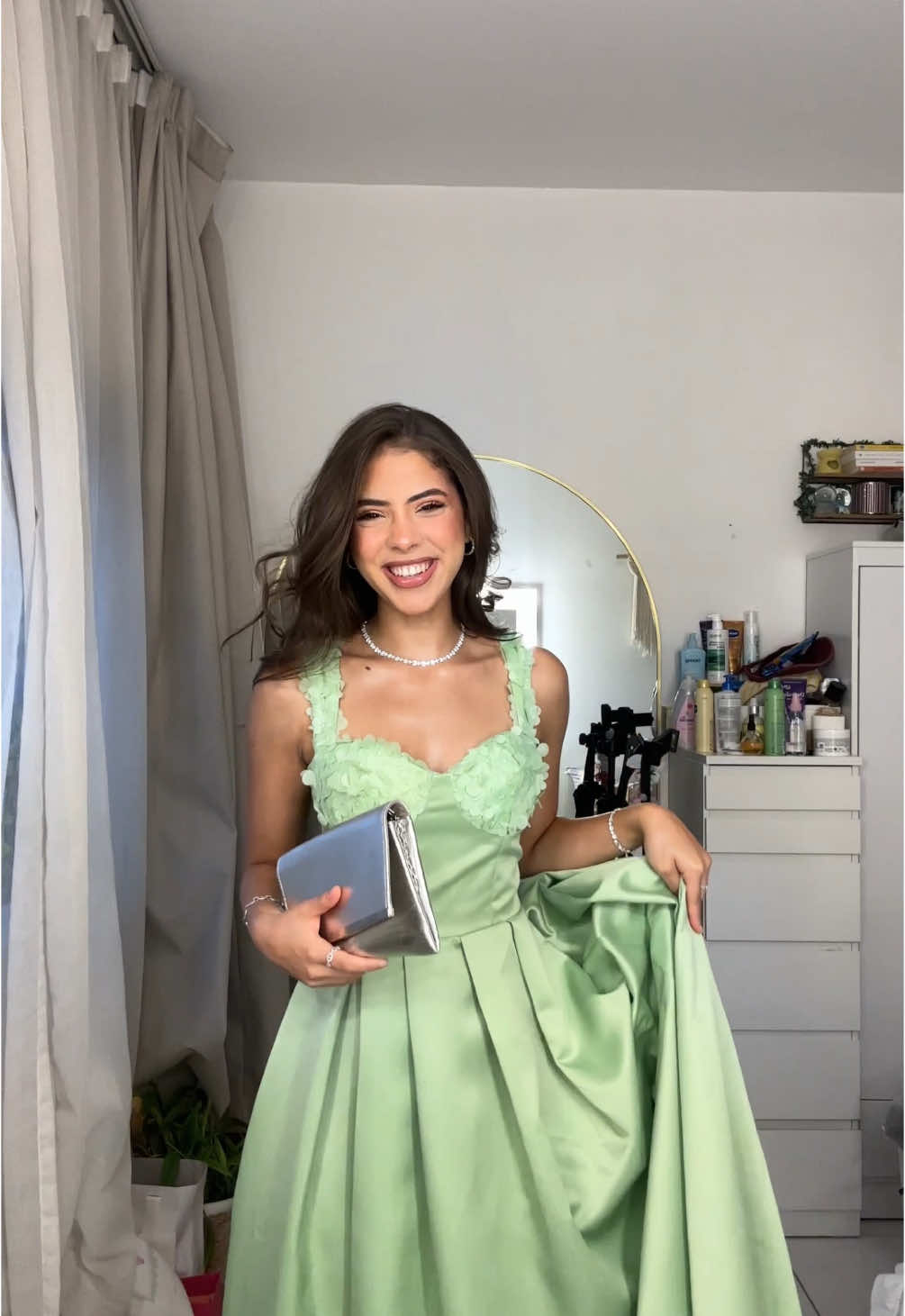 First one down🥺 what do we think of this look? 💚🌟 #weddingguestlook #danayaserr #stylewithdanaa #outfitideas #fitinspo #dailyfits #grwm #getreadywithme #mintgreendress #weddingguestdresses