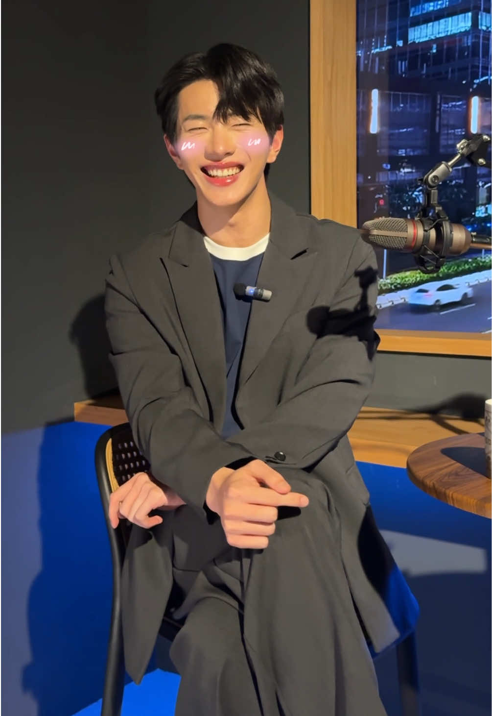Let’s play Pinoy tongue twister with Choi Bo Min! 🤪 Did he succeed? Comment down below!  Don’t forget to stream “Nakaraang Buhay” on all major streaming platforms.  #NakaraangBuhay #ChoiBoMin #BeautyEmpire #TikTokMusikat #opm #korean 