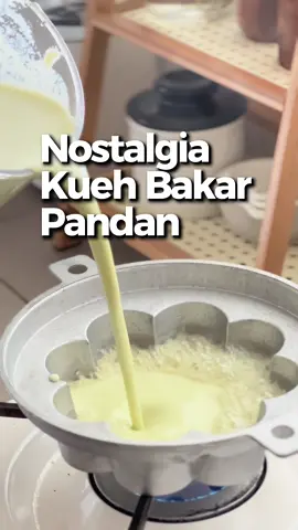 Resepi ni pasti jadi, korang cuba ya . Dhuna guna santan kotak kara Korang ikut sukatan = 1 cawan air biasa + 1/3 cawan air biasa + 1 kotak santan. #kongsiresepi #kuihlegend #kuihbakarpandan #kuihbakar #dhunamasakmasak 