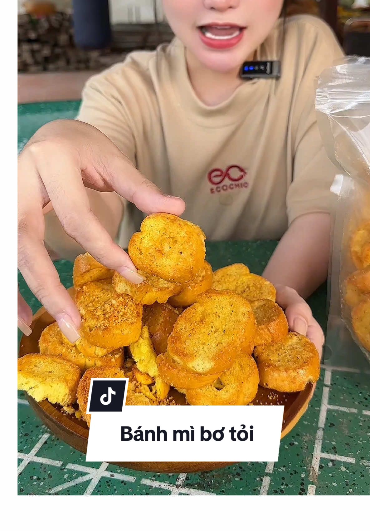 Bánh mì bơ tỏi mật ong #banhmibotoi #banhmimatong #banhminuong #xuhuongtiktok  @Thủy Bi 96  @Thủy Bi 96 
