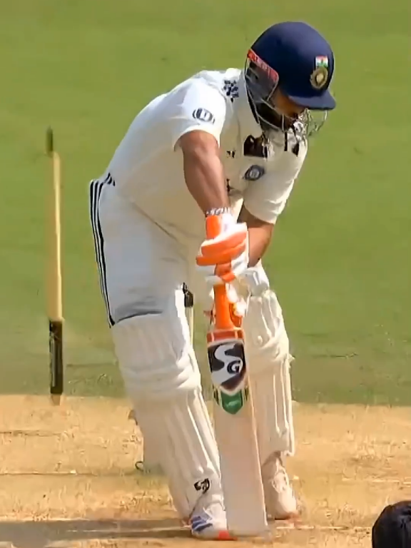 Archer sends pants Stump playing 🏏 #Cricket#sport#English#Cricket#kamaleditiz#cricketlover#100k#foryou#viral 