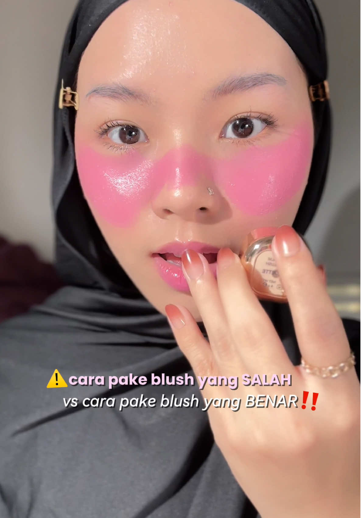 blush blindness on the next level…👀 eitsss salah yaa🙅🏻‍♀️ blush blindness boleh kok tapi gaboleh berlebihan jugaa yaa💖 #blush #blushon #blushonviral #creatorsearchinsights 