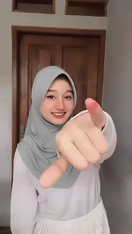 trend aku berlutut 😭 yang lagi viral #moots? #fypage #laguviral #trend2025 #trending 