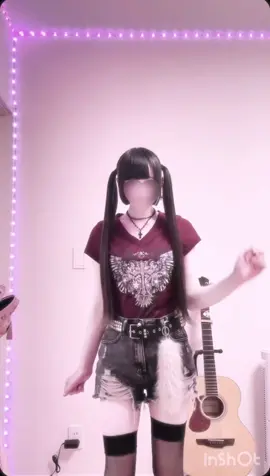 やっぱりこういう活動してる以上良いコメントばっかりもらえるわけは無いし、悪いコメントも来るってわかってはいたけど、いざアンチきたらメンタルえぐられるもんだね‬т т どうしてそんな人が傷つくようなことを平気で本人に言っちゃうの😿😿 でもにゃるさんそんなものも気にしない強い女になりますよ‎  (ˋ͈ࠏˊ͈ ︎‪︎‬︎‪︎‬︎)𑁥