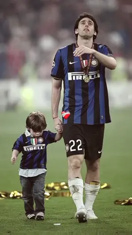 the best player. DIEGO MILITO 22 zxp follow isodheh 7;000 adiglee kadhiman pro 🙏🏽🥺 text yasoqabta asxabta 🤔 ##########CapCut ###CapCut ##CapCut ##CapCut ##CapCut ##CapCut 