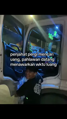 lari ipin lari 🏃🏻‍♂️‍➡️🤣