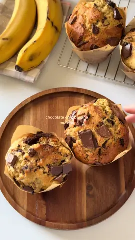 chocolate chip banana muffins🍌🍫  Ingredients:  2 medium sized bananas 30ml milk 1 egg 60g melted butter 1/2 tsp vanilla essence 150g all purpose flour 100g brown sugar Pinch of salt 1 1/2 tsp baking powder 1/2 tsp baking soda 1/4 tsp cinnamon (optional) 50g dark chocolate chips/chunks (add more or less according to your preference)  Instructions:  -In a bowl premix your dry ingredients (flour, salt, cinnamon, baking soda and baking powder) and set aside. -in another bowl, mash your overripe bananas, then add brown sugar and mix.  -Add milk, egg, butter and vanilla essence and whisk until combined. -sift in your dry ingredients and gently fold. Do not overmix. -fold in chocolate chips/chunks and scoop into muffin pan lined with muffin cups/liner. -bake at 350°F (180°C) pre heated oven for 25-30 mins. #baking #bananamuffins #dessert #muffins 