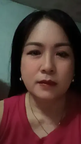 út này máy bà ơi 