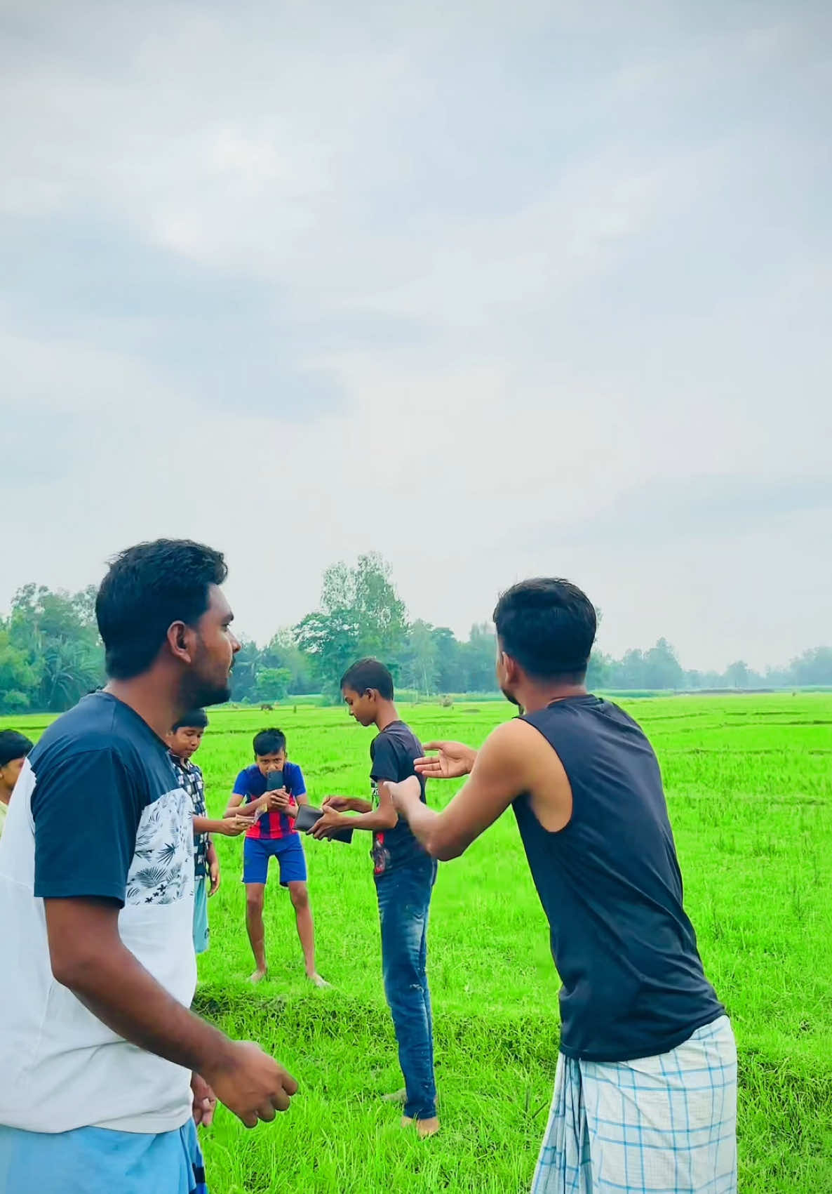 মামা তুমিও হতে চাও, লোক দেখানো মানবতার ফেরিওয়ালা...!#viral #foryou #jamalpur #mymensingh #sherpur #bangladesh🇧🇩 #everyone #life #thoughtsofbillal 