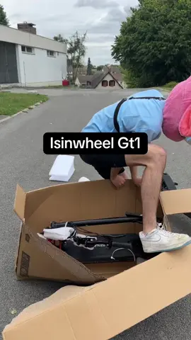 Unboxing isinwheel partie 2#unbox #colis#unboxingvideo #trottinetteelectrique #scooter #electricscooter #isinwheel 