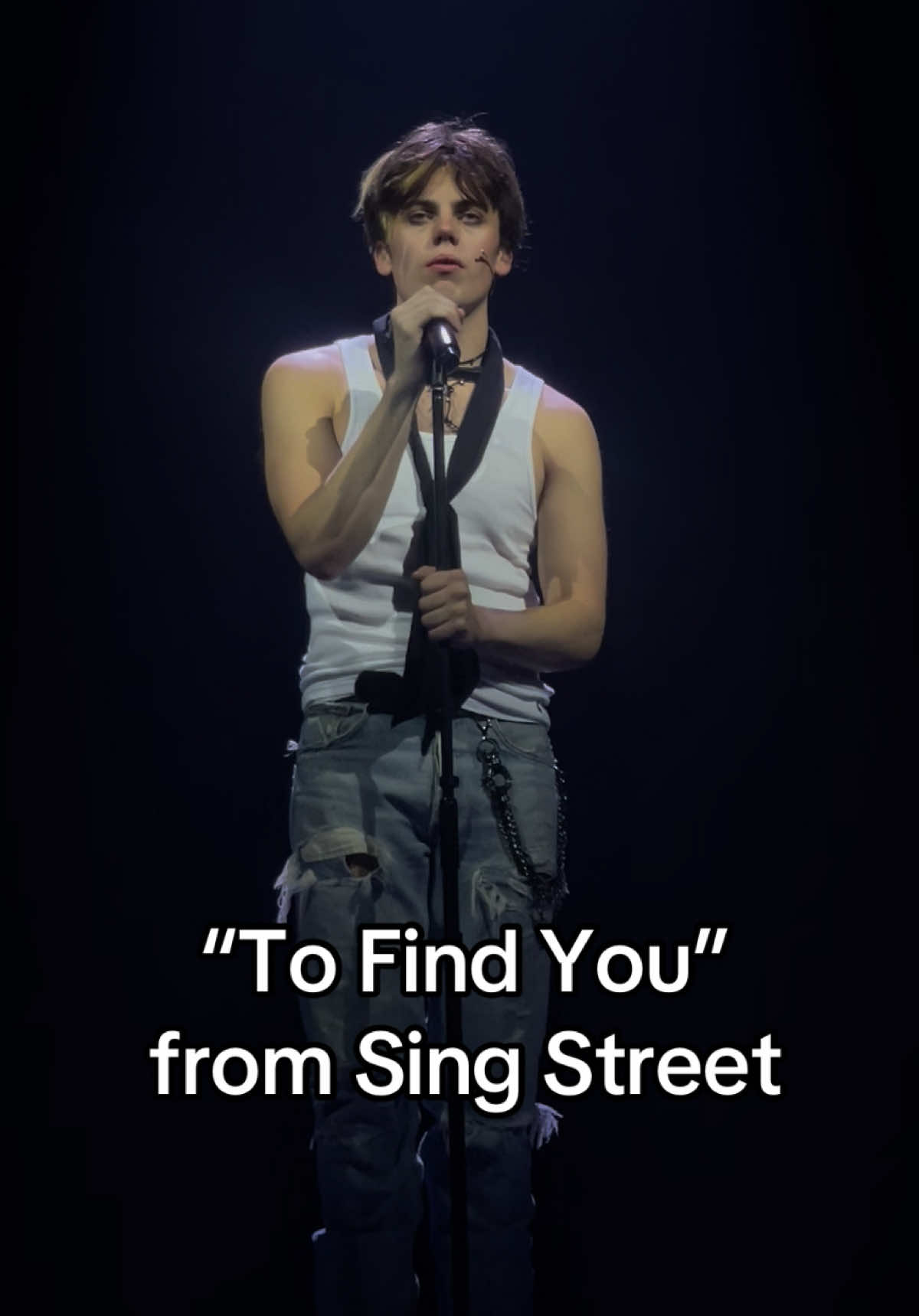 More Sing Street content coming your way! Watch Sheridan Townsley, who plays Conor, perform “To Find You” #SingStreet #Musical #Theatre #London @singstreetmusical 