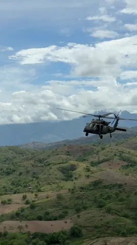 Army aviation for the WIN!!! #army #miltok #crewchief #armyaviation #military 