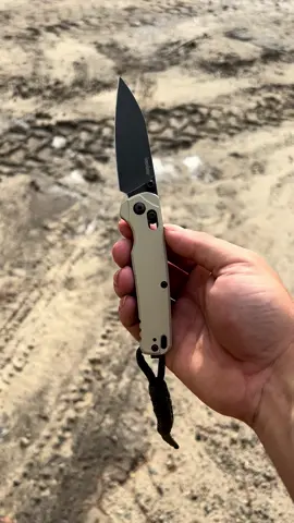My favorite EDC knife. The @Kershaw Knives Bel Air. #edccommunity #edc #knivesoftiktok #knives #kershawknives #edcknife #edcgear  @Smoky Mountain Knife Works 