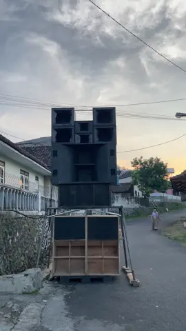 Umume nek sore moass☕️ #fyp #dhehanaudio #dhehanpro #ramayanamusic #gajahpusat #soundsystem #foryou #gajahpusat #soundteropan 