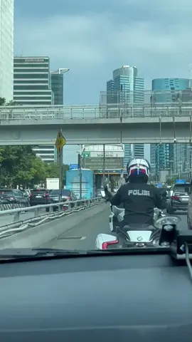 Rush Hour #jakarta #jakartakeras 