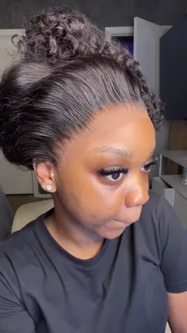 Flawless 😍💕🫦#pizazzwig #creatorsearchinsights #lacefrontwig #fyp #tiktokshop #BeautyTok #pizazzhair 
