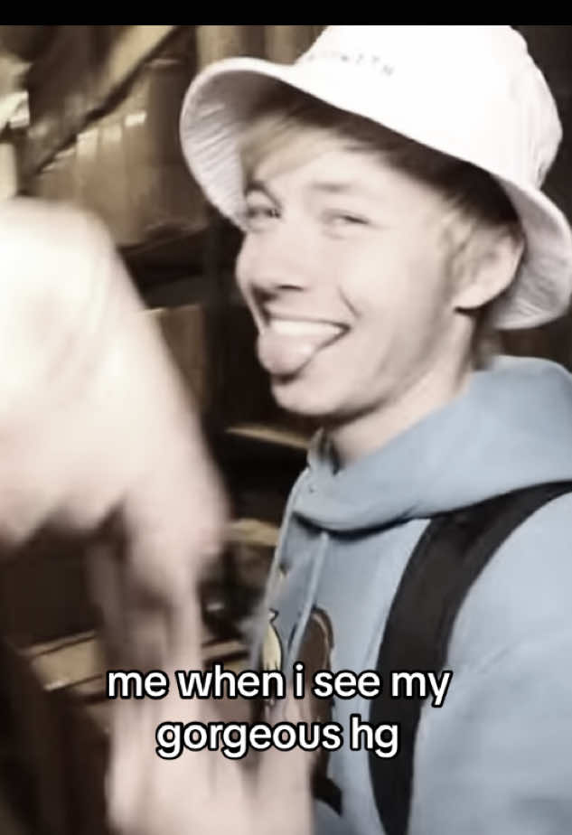 help i was bored when i made this #samgolbach #samandcolby #wheredidmyhastagsgo #🦇 #tyummy #tarayummy #fyp #fyp #foryou #fypシ #fypシ゚viral #4u #fyppppppppppppppppppppppp #fypp #rp #notimp #sam #samandcolby #giftok #samgolbach #samueljohngolbach #welovesamgolbach