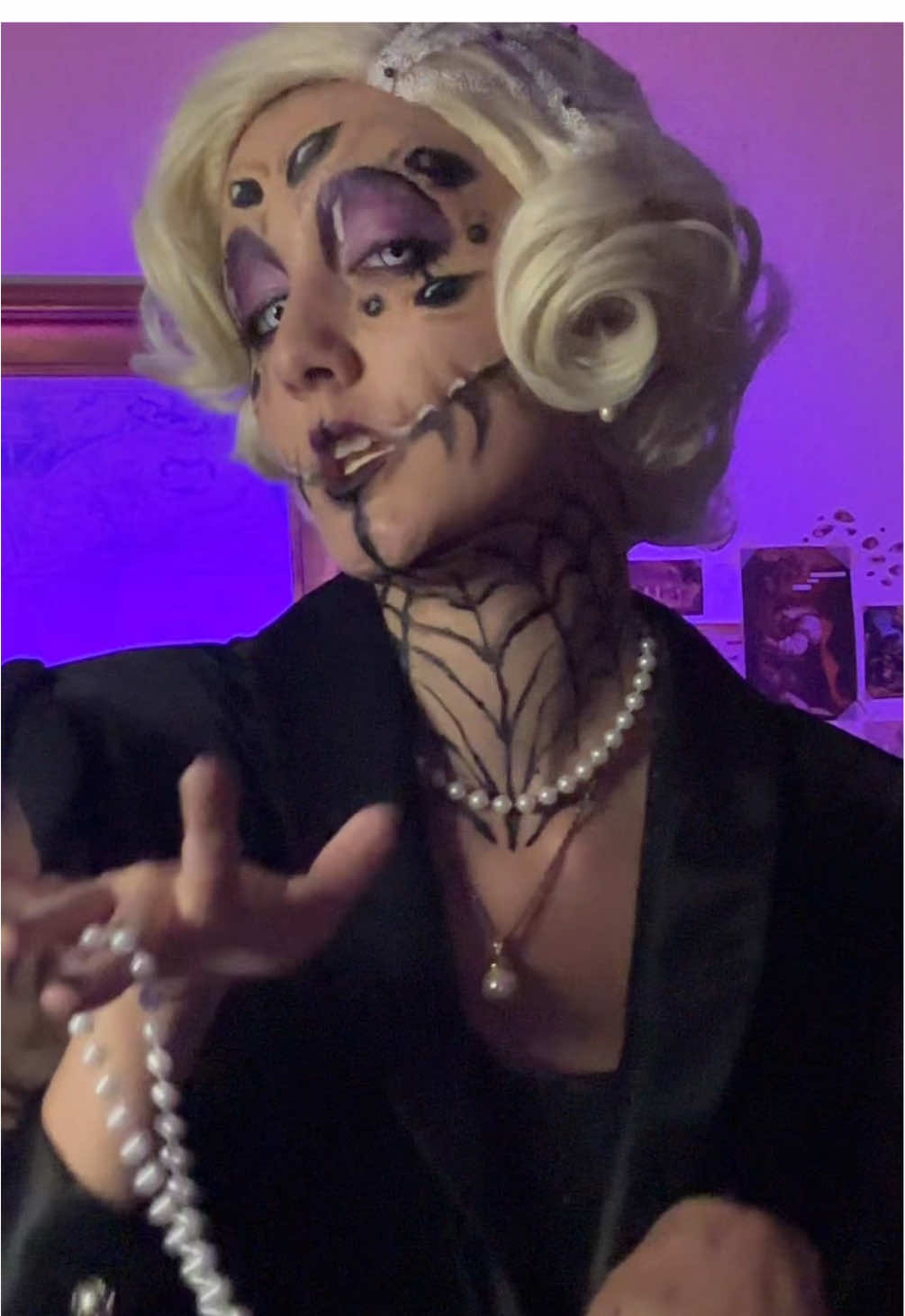 Diva!!! #annabellecane#theweb#tma#magnusarchives#annabellecanecosplay#spider#arachnophobia#web#spiderweb#magpod#tmacosplay#weaving#arachnid#magnusarchivescosplay#themagnusarchives#vintage#1920s#horror#taperecorder#sfxmakeup#makeup#spidermakeup#spiderverse#puppet#fy#fyp#fypage#foryou#foryoupage#fypシ #fypシ゚viral  