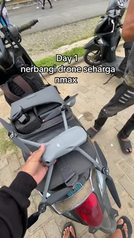 Ini la mindrone nmax terbang 😁😁#fypシ #nmax #fyp #dronelabura 