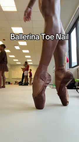My worst nightmare happened 😮‍💨 my whole big toe nail fail, this NEVER HAPPENED with me before. #ballerina #fy #fyp #pointeshoes #foot 