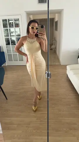 #dresses #dress #yellowdress #summerdresses #SummerFashion 