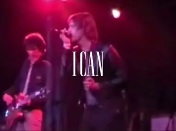 Amo esta versiónn #thestrokes #lyrics #yolo #2000s #indierock #fypo #juliancasablancas 