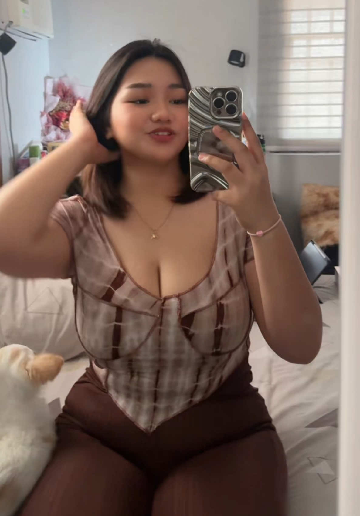 🧎🏻‍♀️