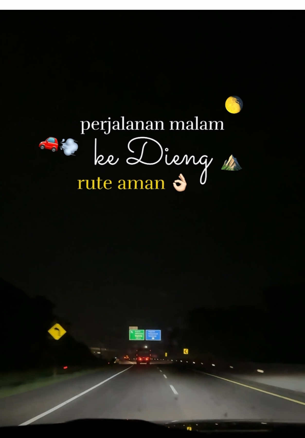 meskipun sepanjang jalan agak tegang karena pertama kali lewat jalan dan wilayah ini, tapi ternyata aman aman ajaa kok!! bismillah inshaaallah aman ygy 👌🏻 jan lupa doa biar dilingungi 🤲🏻 #diengwonosobo #wonosobo #diengbanjarnegara #sunrisedieng #diengplateau #dieng #titiknoldieng #temanggung #tambi #kejajar 