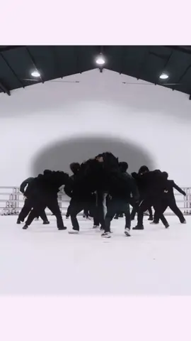 #tomorrow_x_together #txt #yeonjun #soobin #boemgyu #taehyun #hueningkai 