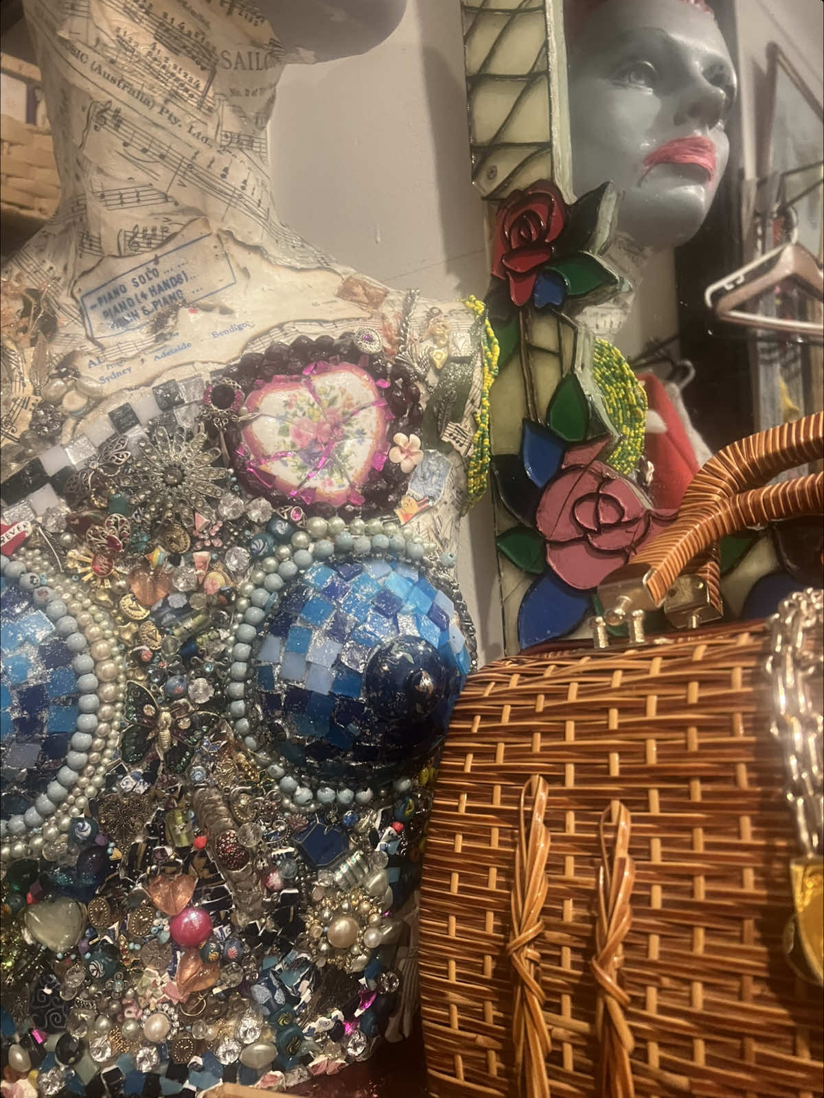 #mixedmediaart #vintagestyle #upcycle #recycleup #myartstyle 
