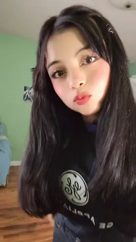 tu  y Llo       #viral #paratiiiiiiiiiiiiiiiiiiiiiiiiiiiiiii #chvpryose #paratii #fiipppppppppppppppppp #viraltiktok #trending #parati #lizzo #yoselin #yoselinchavez #fipシviral 