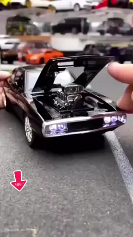 Apaixonado por carros? 🏎️🔥 Essa miniatura de metal estilo vintage é inspirada nos clássicos dos Velozes e Furiosos! Cheia de detalhes, com portas que abrem e acabamento impecável! Perfeita pra colecionar ou presentear! 💥 Só R$39,98 — clique no carrinho laranja e garanta a sua! #MiniaturaDeCarro #Colecionador #VelozesEFuriosos #CarrinhoDeMetal #DodgeVintage #PromoçãoTikTok #CarrinhoTop