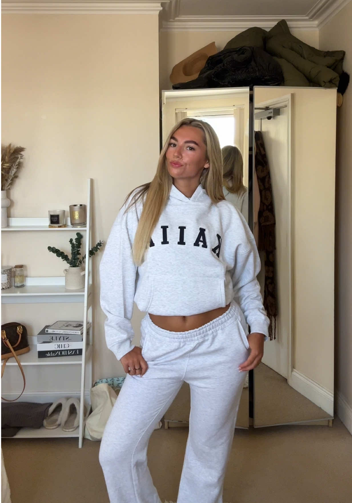 @kaiiathelabel the essentials ⚡️☁️ #kaiiathelabel #tiktokshopsummersale #summersale #tiktokshopmademebuyit #tracksuits #clothinghaul 