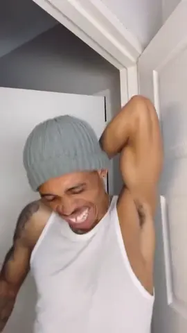 funny video😂😂😂 #williamlast_krm #funnyvideo #khabylame #laughoutloud #foryoupage #trynottolaughchallenge #usa_tiktok #kenyantiktok @William Last KRM 