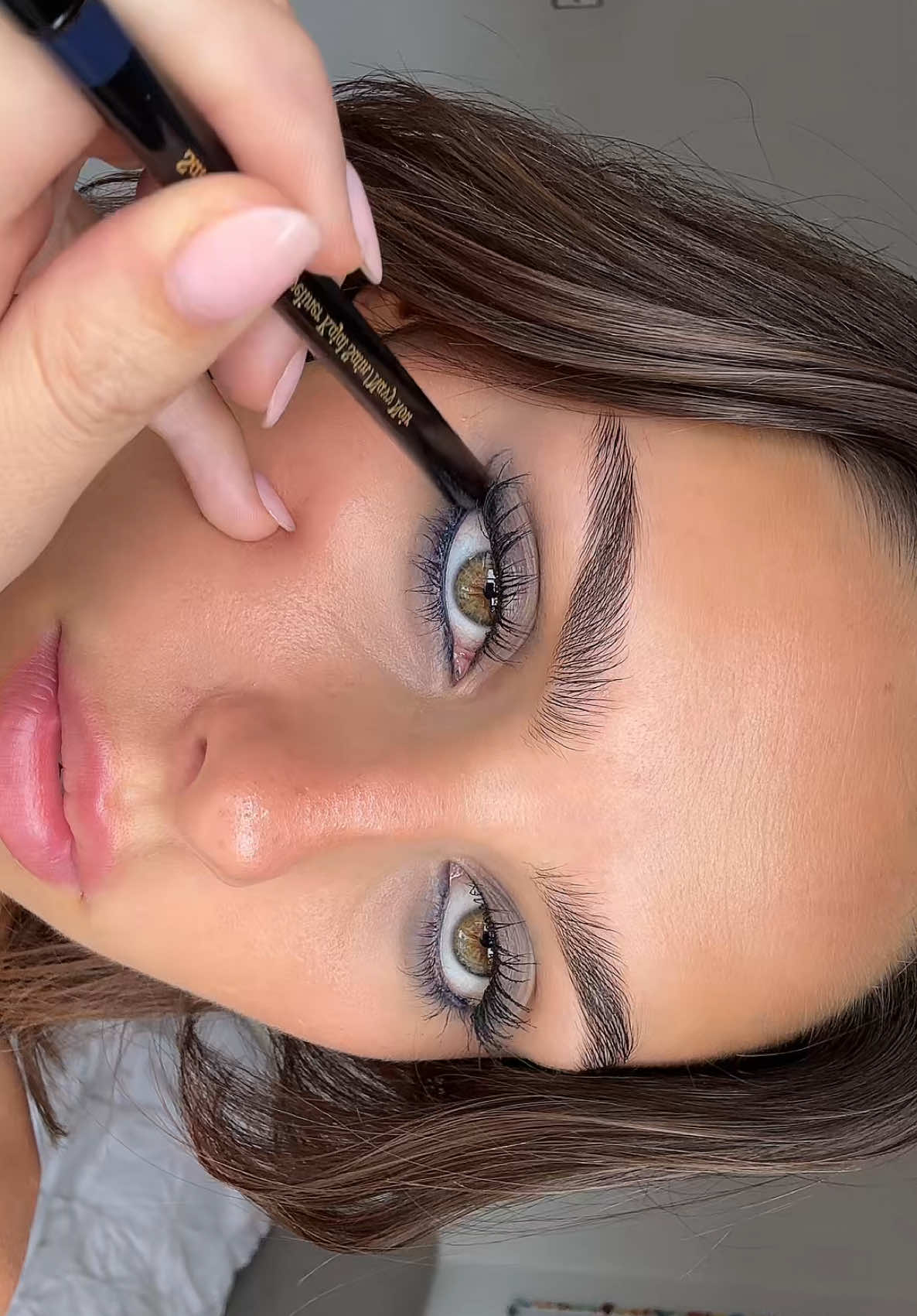 Denim eyes > 🦋 #makeup #eyeshadow #Eyeliner  Eyeliner: Satin Kajal Liner ‘Navy Noir’