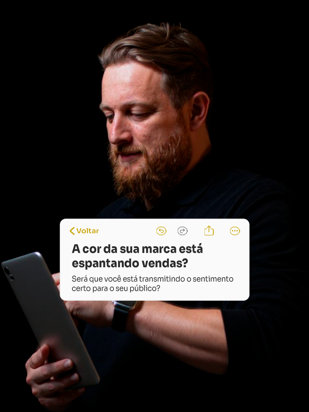 A escolha de cores no branding não é questão de gosto pessoal — é uma decisão estratégica. Cada cor comunica uma emoção, uma intenção, uma promessa silenciosa sobre o que sua marca representa. Quando você acerta na paleta, atrai o público certo, posiciona sua proposta e reforça o valor percebido. Quando erra, confunde, repele e perde vendas. 🔍 Neste conteúdo, te mostro como a cor certa pode ser o detalhe que separa uma marca comum de uma marca memorável. 💡 Quer saber se a sua cor está vendendo ou afastando clientes? Comenta aqui que eu analiso pra você. #psicologiadascores #brandingeficiente #marcapositiva #designestrategico #designparavendas #posicionamentodigital #identidadevisual