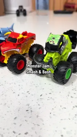 How cool are these? Am I late to the game or are these new? lol #monsterjam #monstertrucks #smashandbash #monsterjamfans #diecast #megalodon #eltoroloco #toroloco #gravedigger #monsterjamtoys #target #targetfinds 