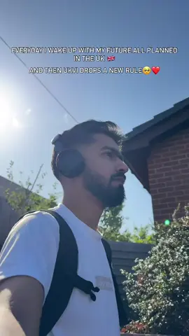 🥺😅 #viralvideos #fyp #standwithkasmir #foryoupage❤️❤️ #pakistanistudentsuk🇬🇧 #uktiktok #asfandyar🇬🇧 