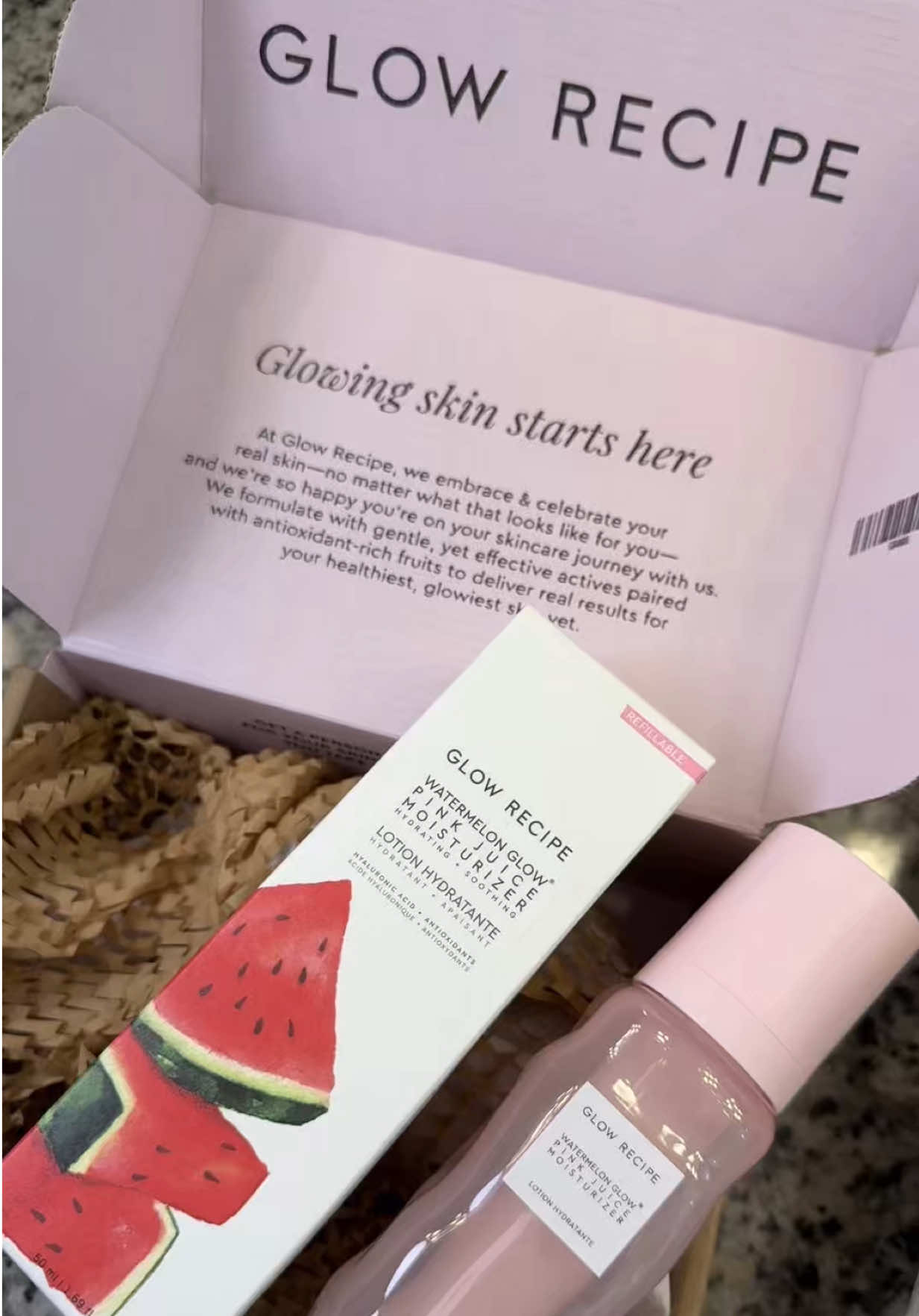 🍉✨ Unboxing the glow everyone’s been talking about… Just got the Watermelon Glow Pink Juice Moisturizer from @Glow Recipe and I’m finally joining the dewy skin club 🧴💖 First impressions coming soon 👀 #glowrecipe #prunboxing #glassskin #beautycreator #nanoinfluencer 