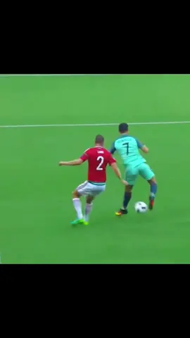 Cristiano Ronaldo skill✨#football #footballskills #skills #ronaldo #ronaldo7 #cr7 #cr7cristianoronaldo 