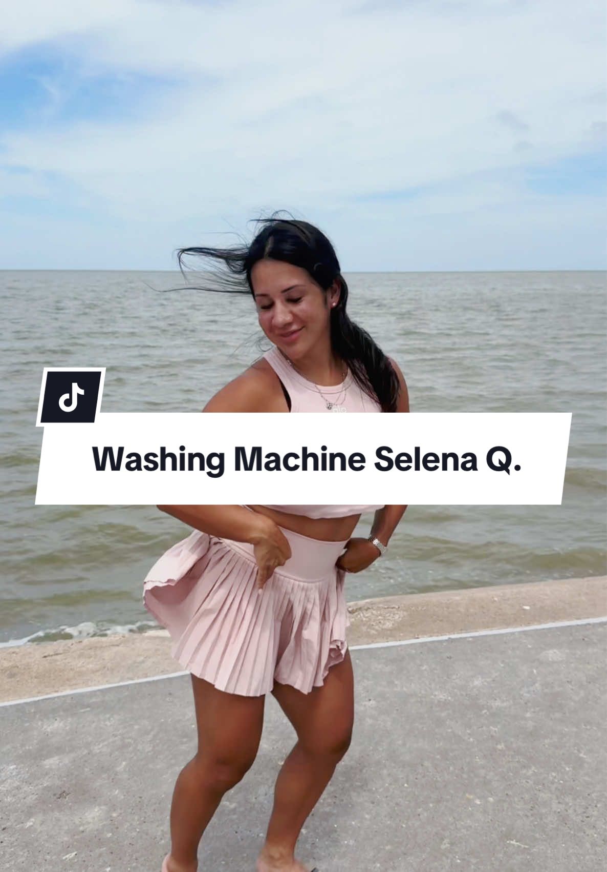 Washing Machine 🥹💜 #washingmachine #selenaquintanilla #selenamovie #fyp 