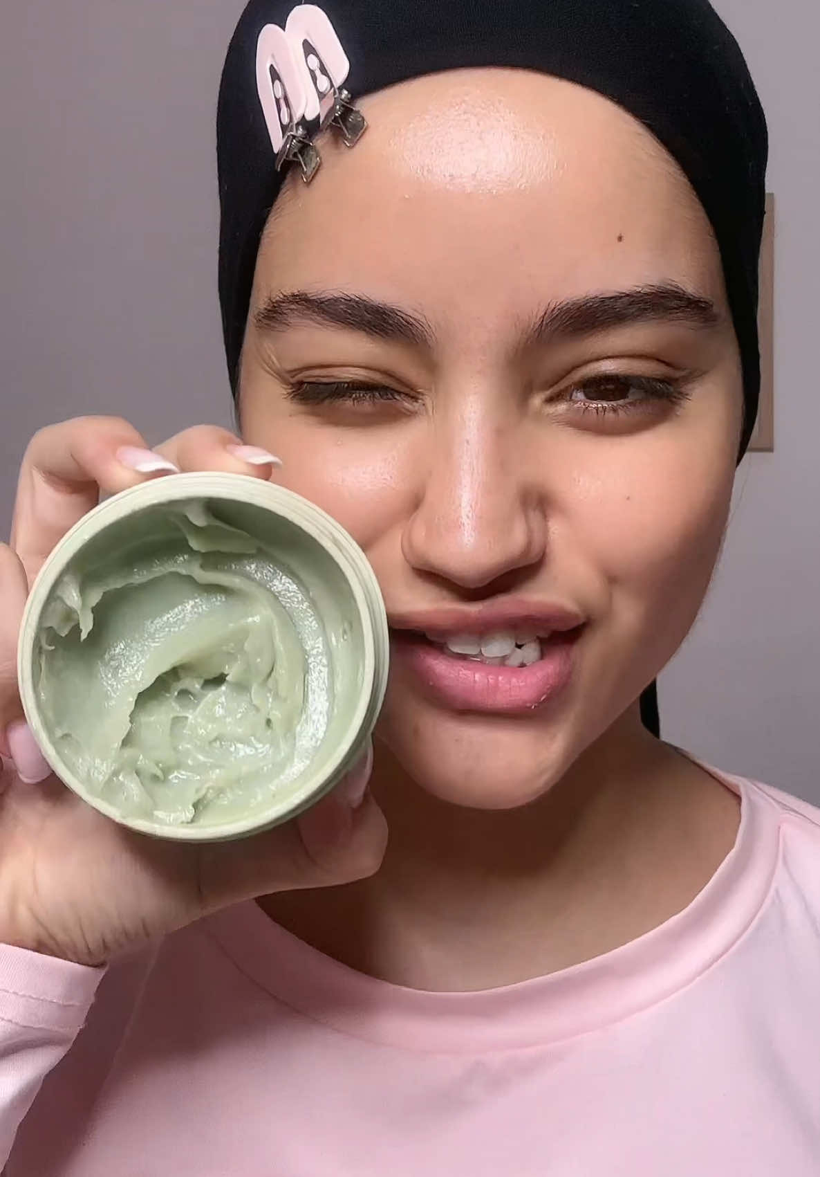 الغسول بينصف المسام من عمق نصدمت 🔥🤯 @Arencia  #arencia #acne #mochicleanser #explore #اكسبلور #kbeauty #skincare #koreanskincare #glowingskin #skincareroutine #hydrationskin 