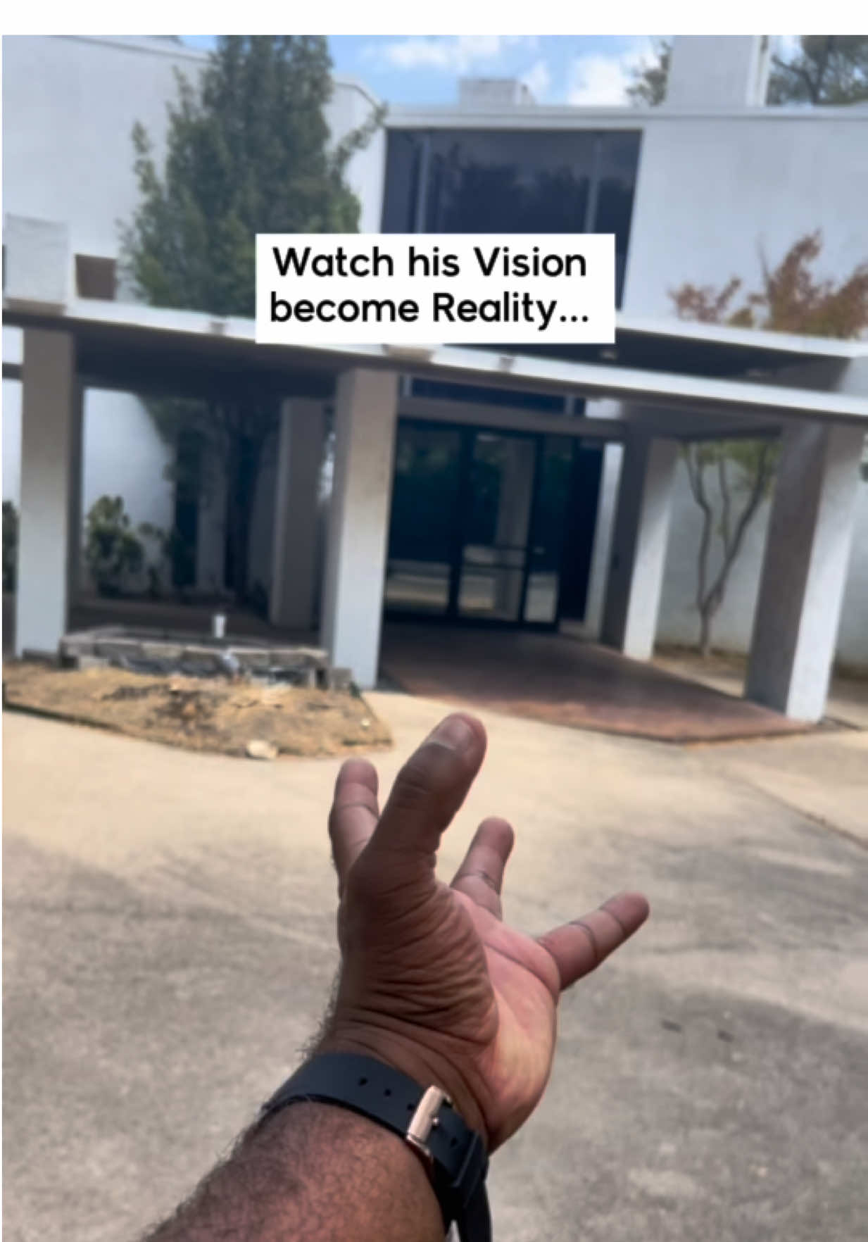 ✅The Ultimate Home Building Checklist at BuilderBrigade.com   This Dallas Builder completed a crazy renovation. I was lucky enough to catch the before footage to see how the initial vision was born and then eventually turned into reality Builder: @FixandFlipDallas   This home is actually for sale just under $7M in a prime location here in Dallas.    #BuilderBrigade #homebuildingtips #homebuilding #NewConstruction #customHome #HomeBuildingChecklist